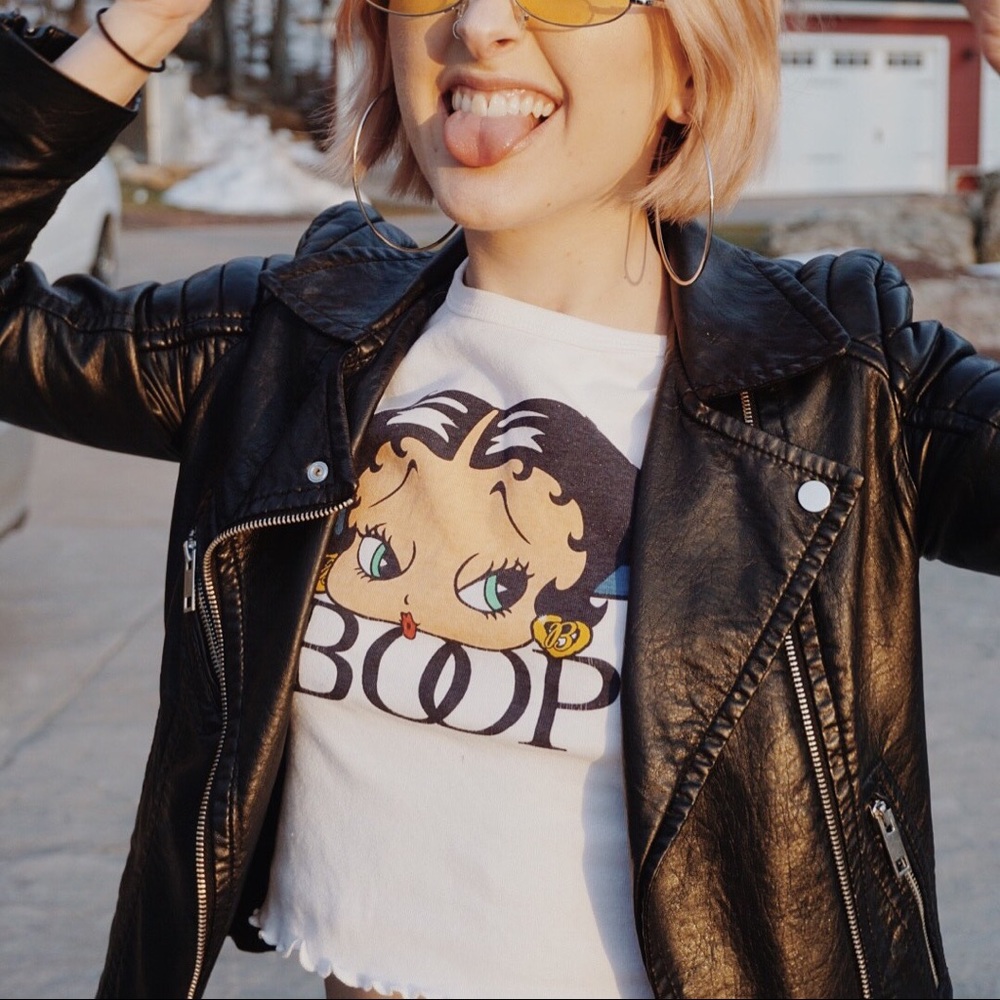 Forever 21 Betty Boop crop tee